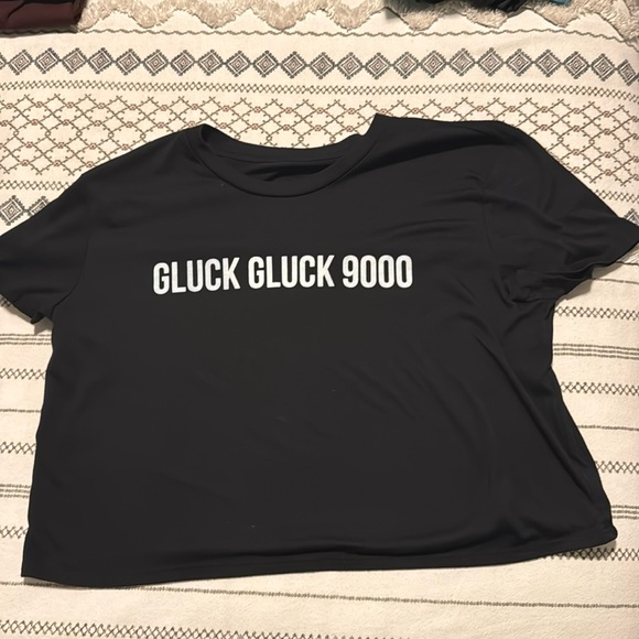 CHD Gluck Gluck Crop - Picture 1 of 3